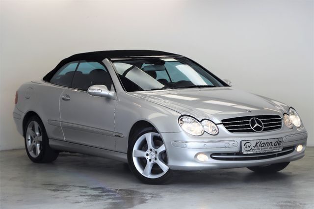Silber Gebraucht 2005 Mercedes CLK200 Avantgarde Cabrio | 14.999 € (Teuer) - Bild 1/4