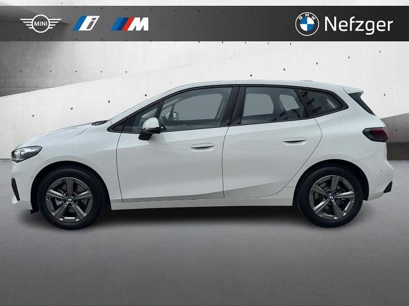Gebraucht BMW 220 Active Tourer 156 PS (114 kW) 2025 Weiss Van / Kleinbus