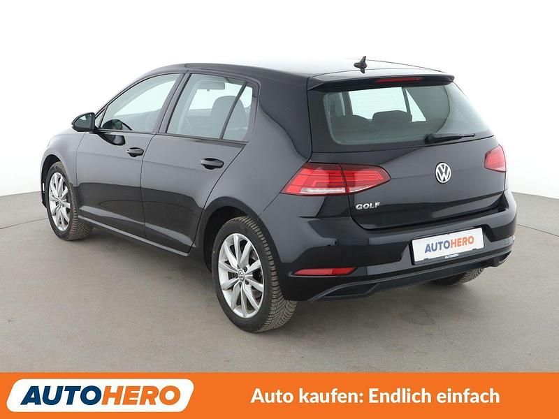 Gebraucht VW Golf VII Edition 116 PS (85 kW) 2019 Schwarz Limousine