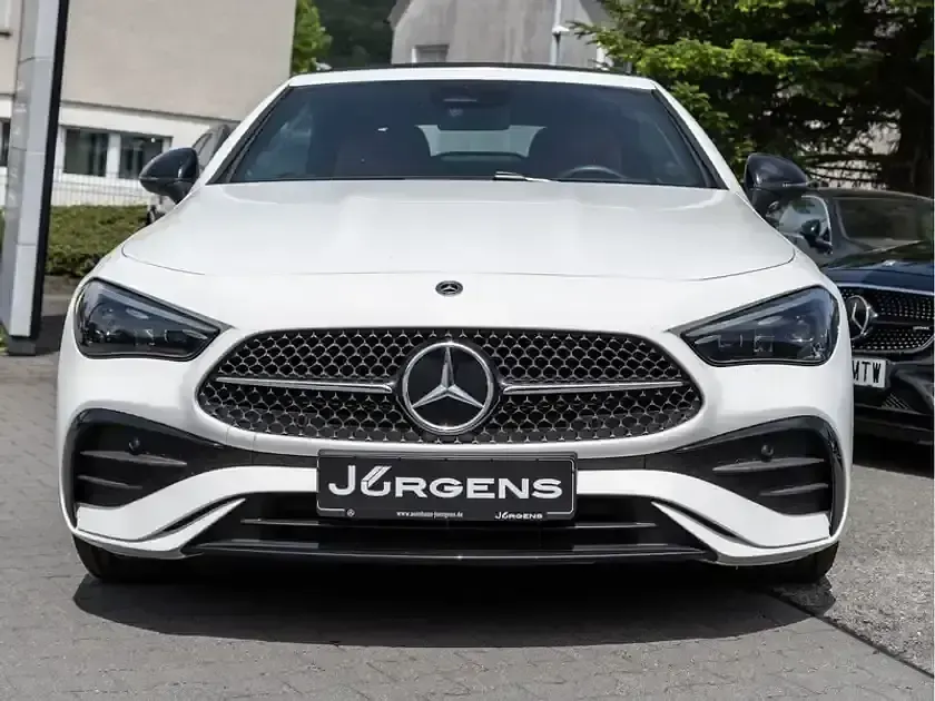 Gebraucht Mercedes CLE300 AMG 258 PS (189 kW) 2024 Weiss polarweiß Cabrio