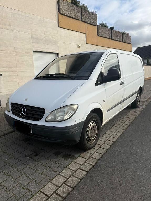 Weiß Gebraucht 2008 Mercedes Vito Van / Kleinbus | 2.999 € (Superpreis) - Bild 1/4