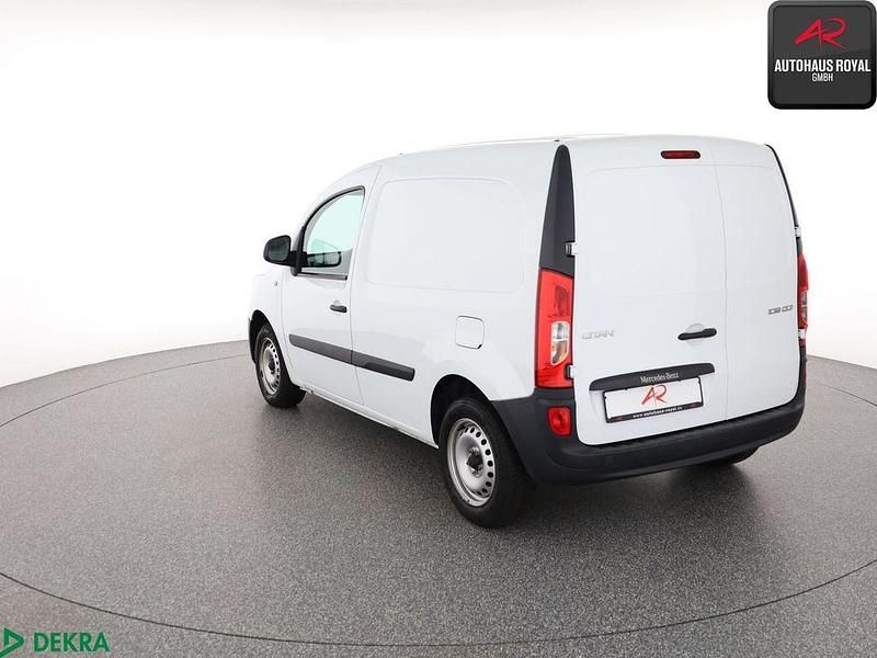 Gebraucht Mercedes Citan 108 80 PS (58 kW) 2021 Arktikweiss Van / Kleinbus
