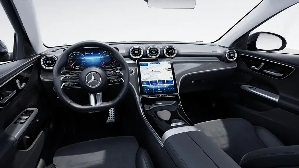 Gebraucht Mercedes C180 AMG line 170 PS (125 kW) 2025 Obsidianschwarz Limousine