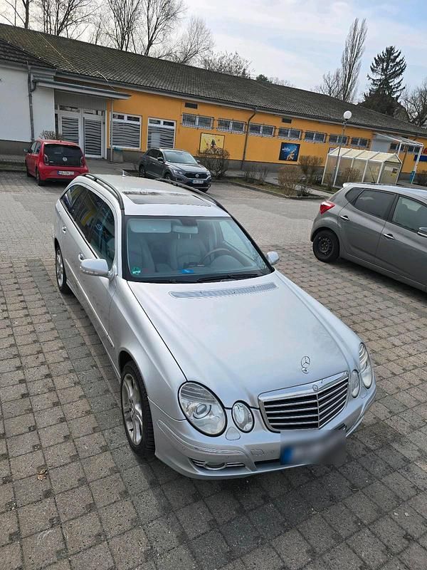 Gebraucht Mercedes E350 272 PS (200 kW) 2006 Silber Kombi