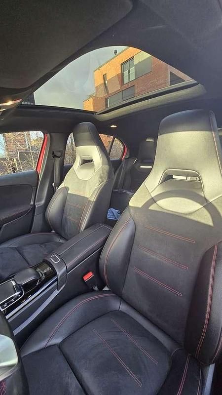 Gebraucht Mercedes A200 AMG line 163 PS (119 kW) 2018 Rot Limousine