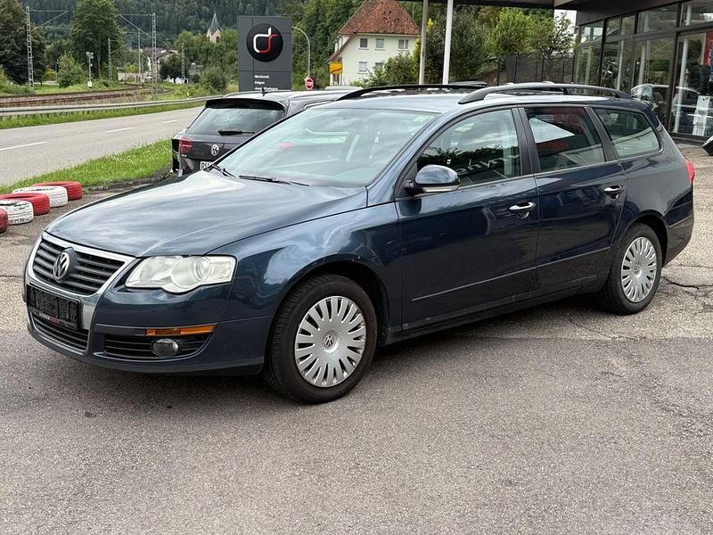 Blau Gebraucht 2007 VW Passat Trendline Kombi | 1.999 € (Guter Preis) - Bild 1/4