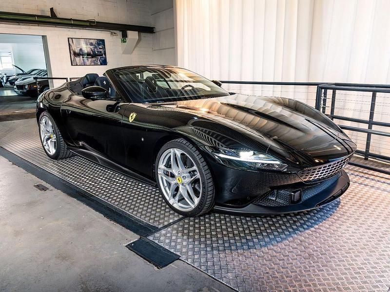 Gebraucht Ferrari Roma 620 PS (456 kW) 2024 Schwarz Cabrio