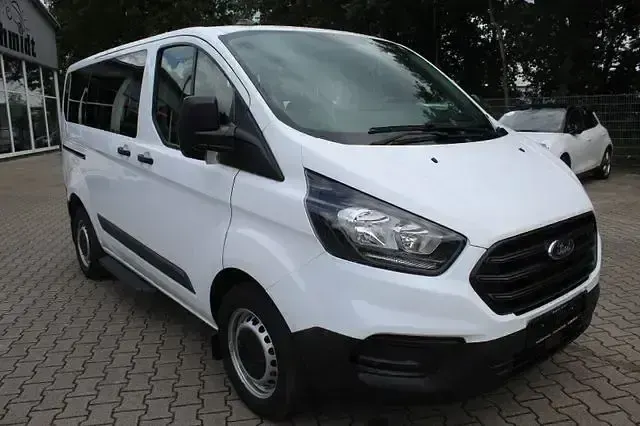 Usata Ford Transit Custom 105 CV (77 kW) 2021 Bianco Station wagon