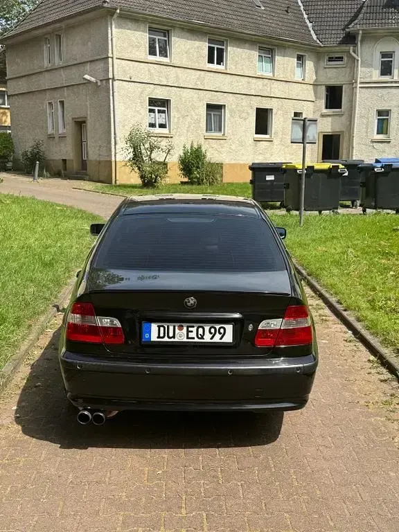 Gebraucht BMW 320 170 PS (125 kW) 2004 Schwarz Limousine