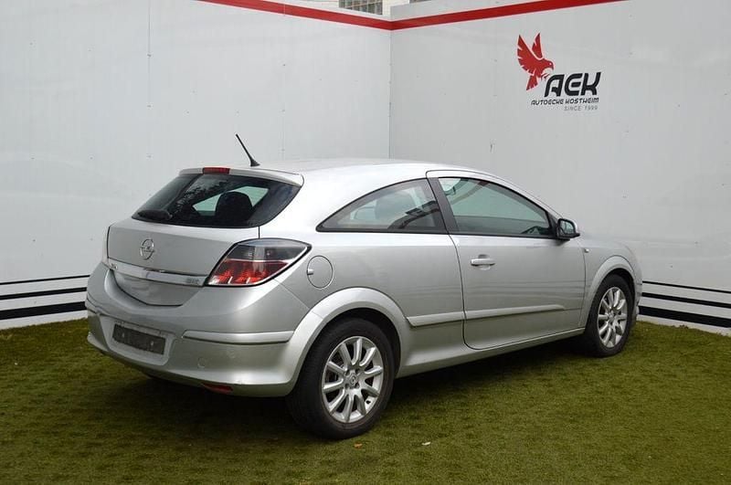 Gebraucht Opel Astra GTC Edition 105 PS (77 kW) 2006 Silber Coupé