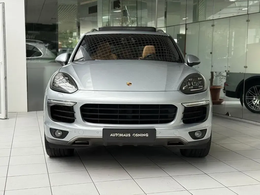 Gebraucht Porsche Cayenne Chrono 385 PS (283 kW) 2015 Silber SUV