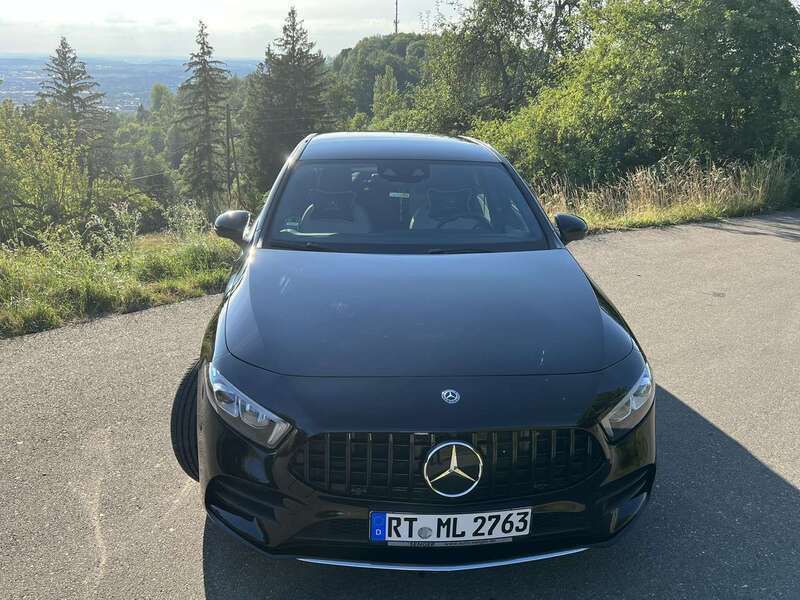 Gebraucht 2019 Mercedes A250 AMG line Limousine | 28.000 € - Bild 1/4