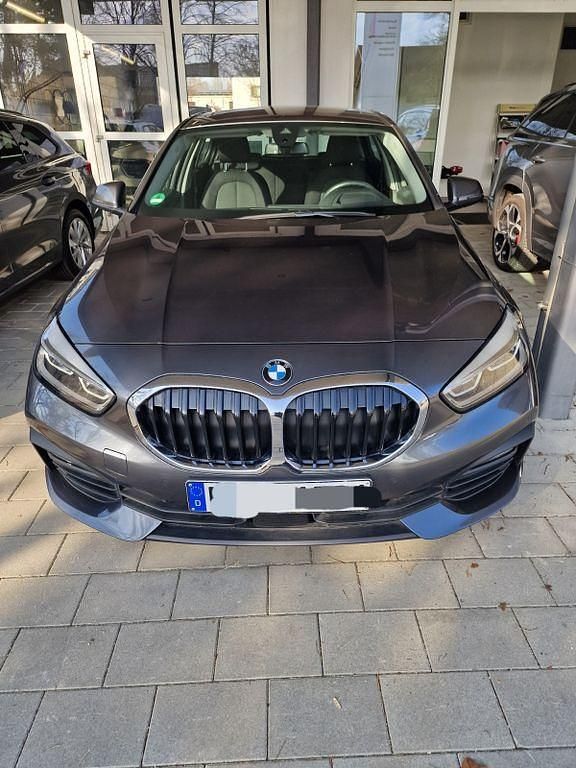 Gebraucht BMW 120 Advantage 190 PS (139 kW) 2020 Grau Kleinwagen