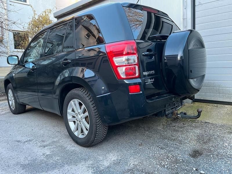 Gebraucht Suzuki Grand Vitara 130 PS (95 kW) 2008 Schwarz SUV