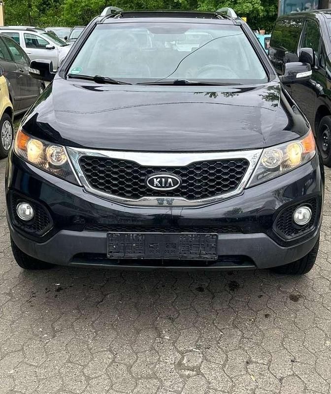Ebony black(eb) Gebraucht 2010 Kia Sorento Vision SUV | 3.800 € - Bild 1/4