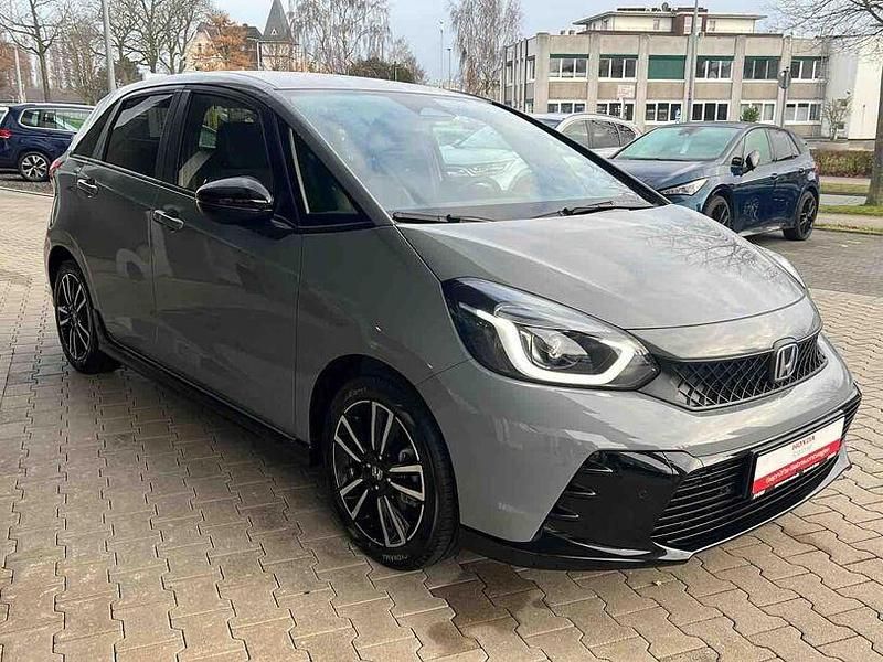 Gebraucht Honda Jazz Advance 122 PS (89 kW) 2024 Urban gray p Kleinwagen