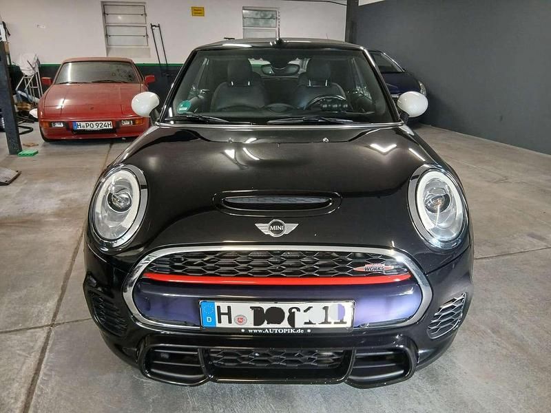 Gebraucht Mini John Cooper Works Cabriolet 231 PS (169 kW) 2017 Midnight black metallic Cabrio
