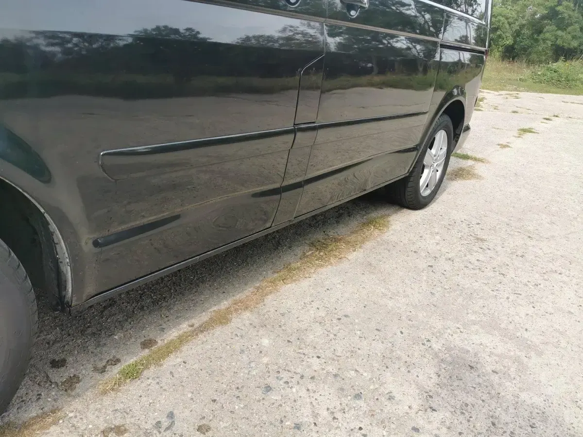 Gebraucht VW Multivan 174 PS (127 kW) 2010 Schwarz Van / Kleinbus