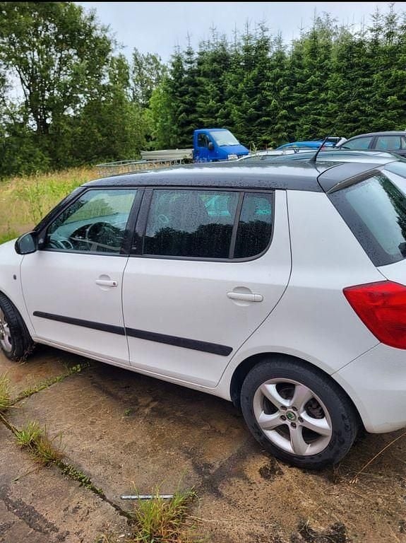 Gebraucht Skoda Fabia Classic 86 PS (63 kW) 2008 Weiß Limousine