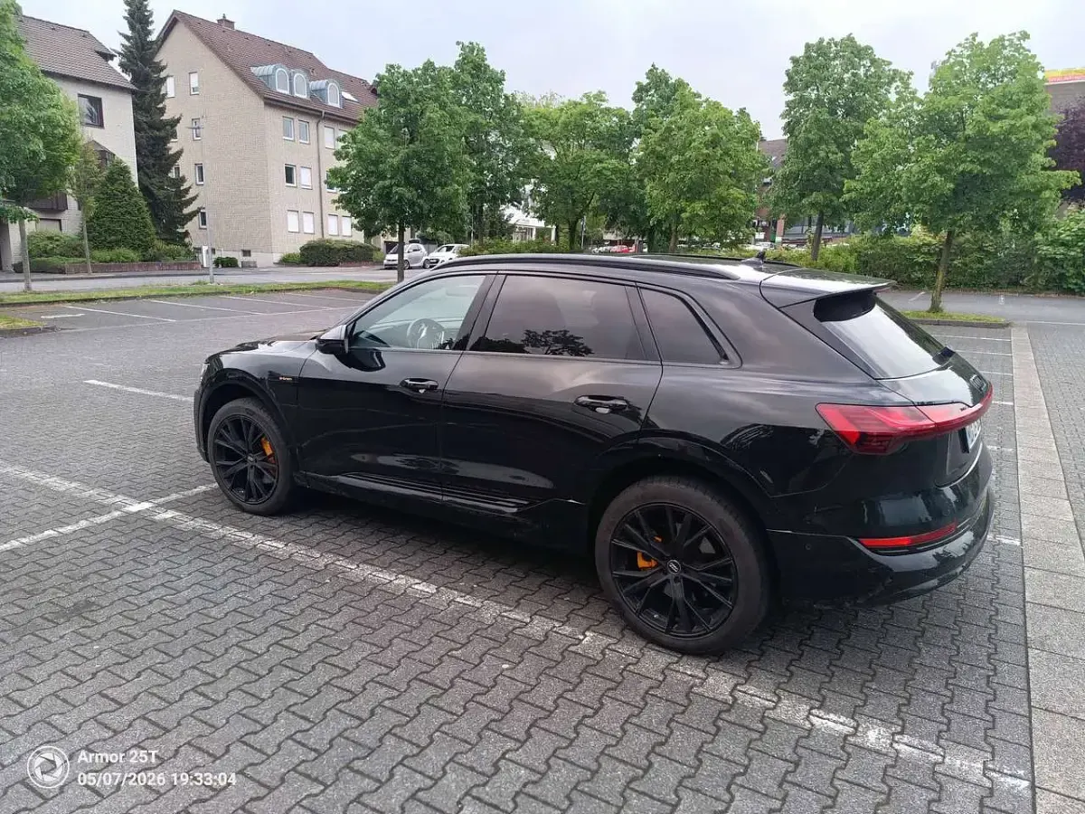 Gebraucht Audi e-tron Advanced Plus 300 kW (408 PS) 2018 Schwarz SUV