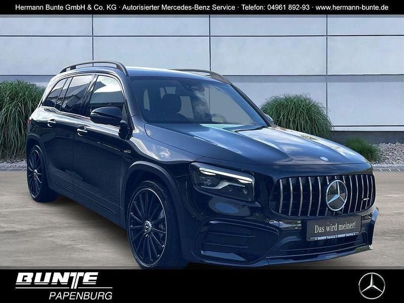 Kosmosschwarz (schwarz) Gebraucht 2024 Mercedes GLB35 Premium SUV | 53.775 € (Etwas zu teuer) - Bild 1/4