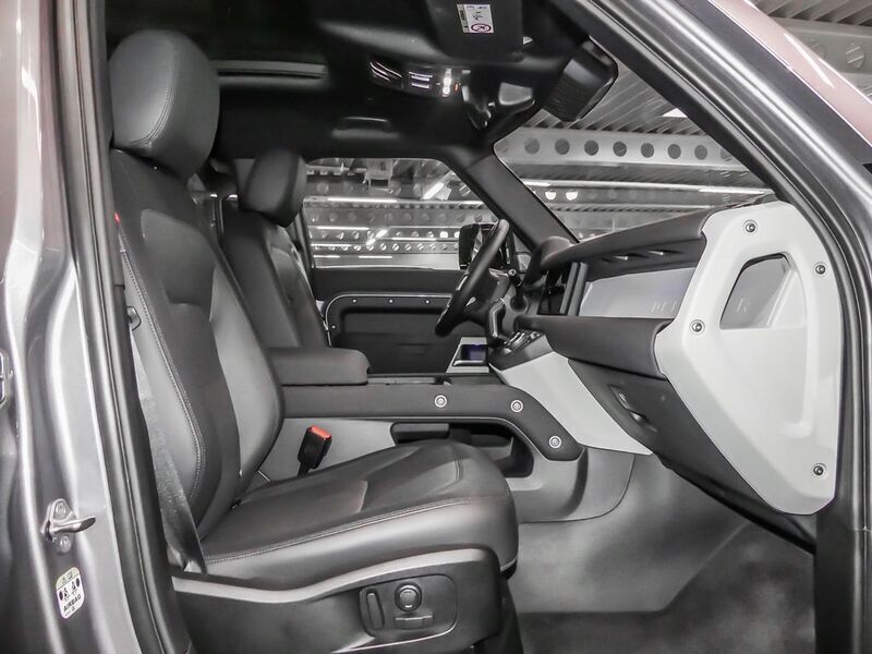 Gebraucht Land Rover Defender SE Dynamic 405 PS (297 kW) 2023 Grau SUV