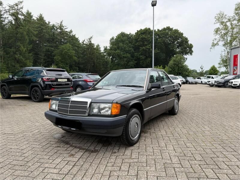 Schwarz Gebraucht 1987 Mercedes 190 Limousine | 7.800 € - Bild 1/4
