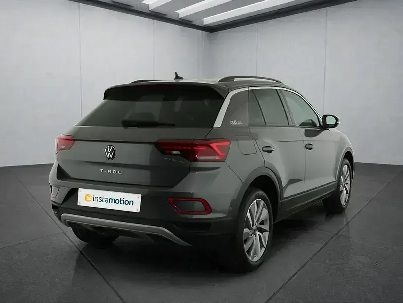 Gebraucht VW T-Roc 150 PS (110 kW) 2025 Grau SUV