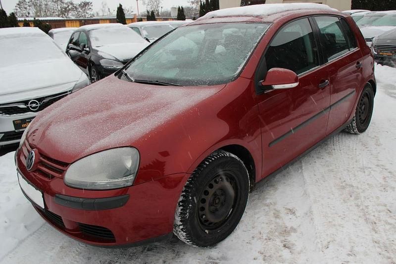 Gebraucht VW Golf IV Trendline 90 PS (66 kW) 2004 Rot Limousine