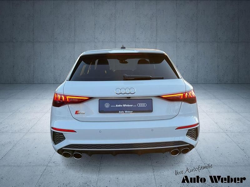 Gebraucht Audi S3 Ambiente 310 PS (228 kW) 2024 Weiß Limousine