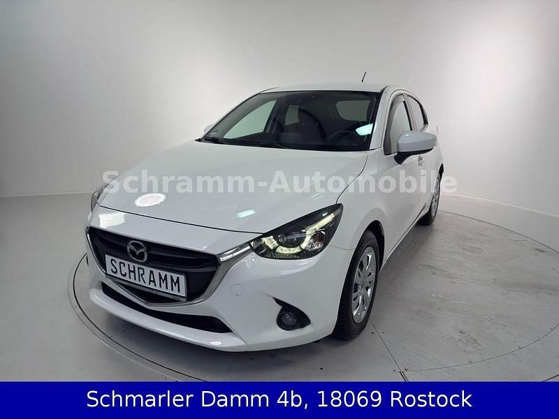 Weiß Gebraucht 2016 Mazda 2 Nakama Kleinwagen | 9.000 € (Guter Preis) - Bild 1/4