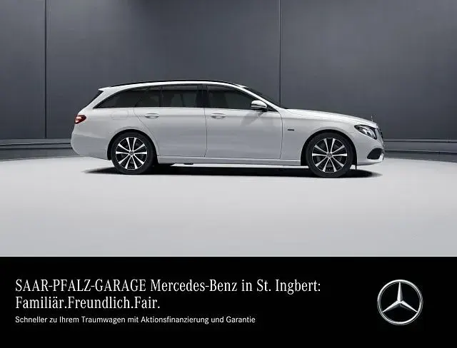 Gebraucht Mercedes E300 194 PS (142 kW) 2019 Polarweiß uni Kombi