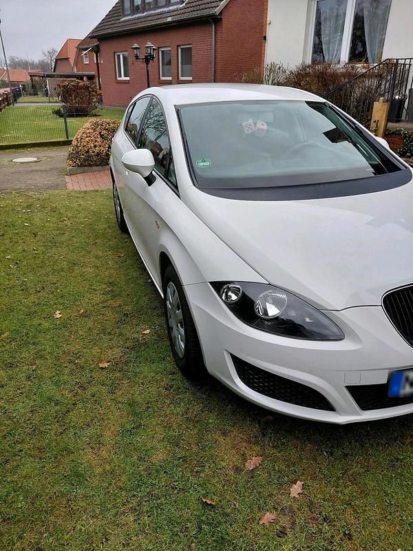 Gebraucht Seat Leon 84 PS (61 kW) 2009 Weiß Kleinwagen