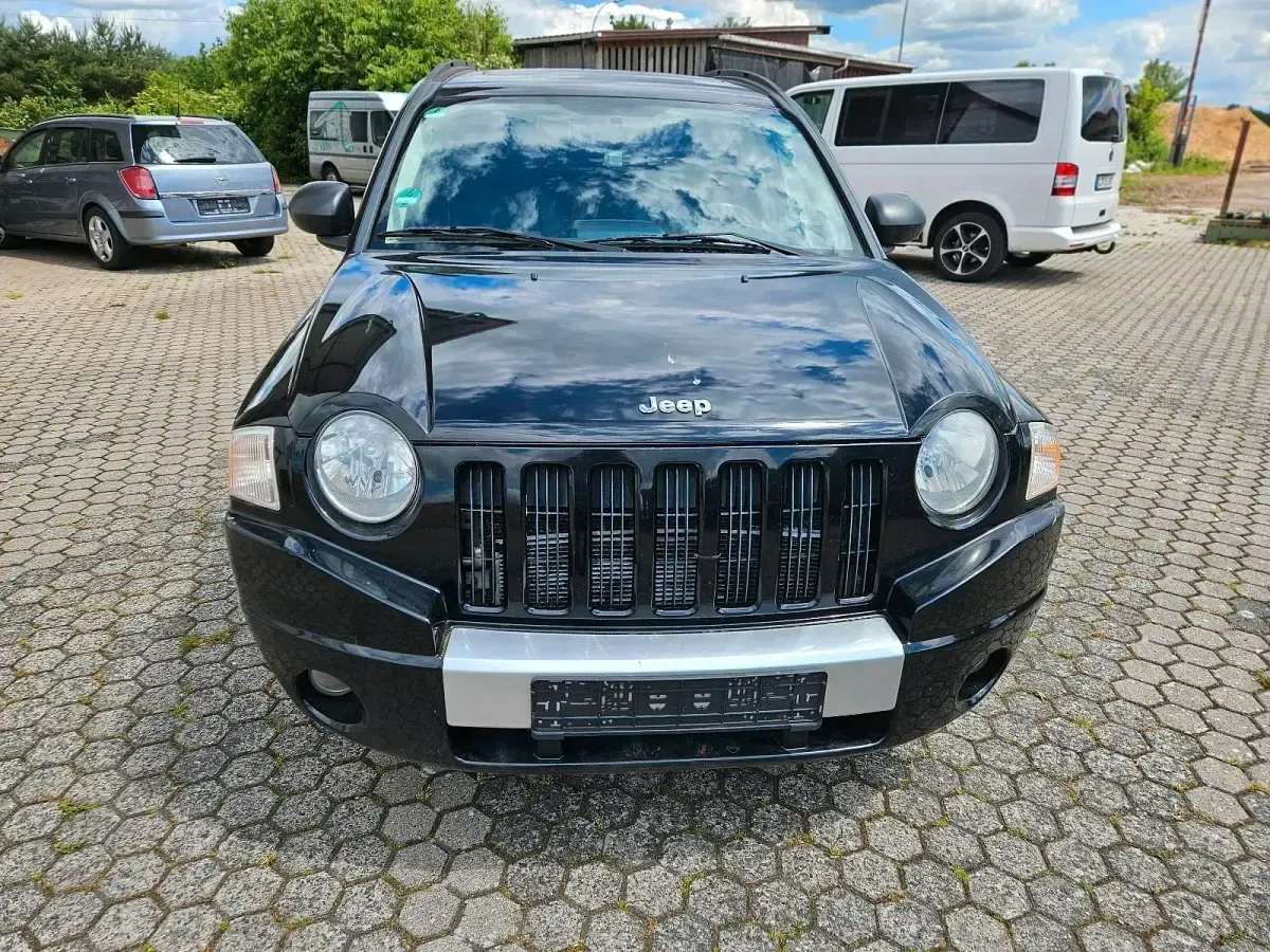 Gebraucht Jeep Compass 170 PS (125 kW) 2007 Schwarz SUV