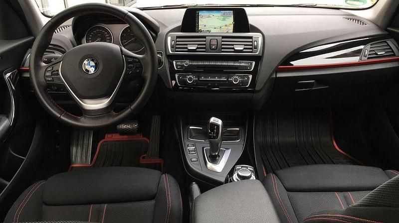 Schwarz Gebraucht 2015 BMW 116 Sport Line Kleinwagen | 13.500 € (Fairer Preis) - Bild 1/4