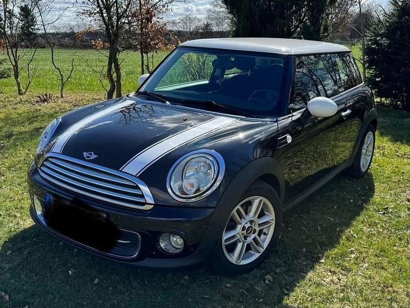 Gebraucht Mini Cooper 122 PS (89 kW) 2012 Schwarz Kleinwagen