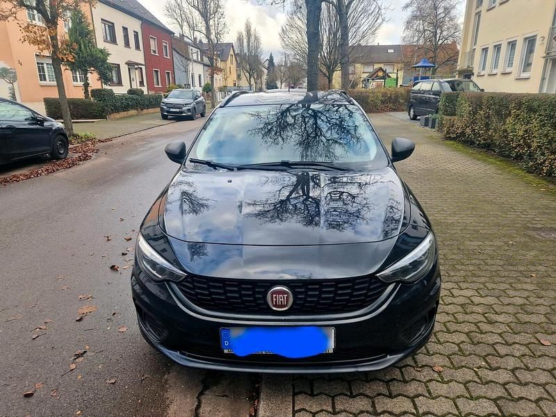 Schwarz Gebraucht 2019 Fiat Tipo Street Kombi | 8.900 € - Bild 1/4