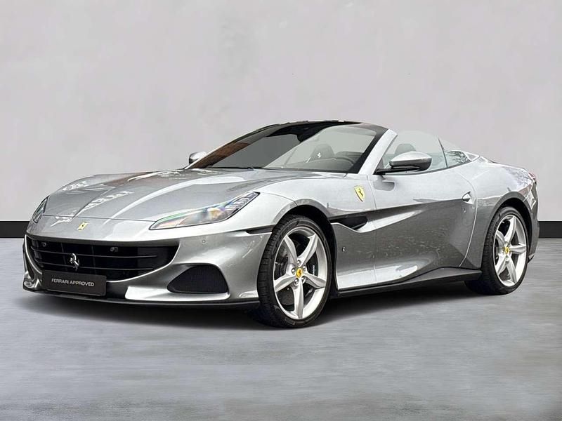 Gebraucht Ferrari Portofino 619 PS (455 kW) 2023 Grigio titanio met. Cabrio