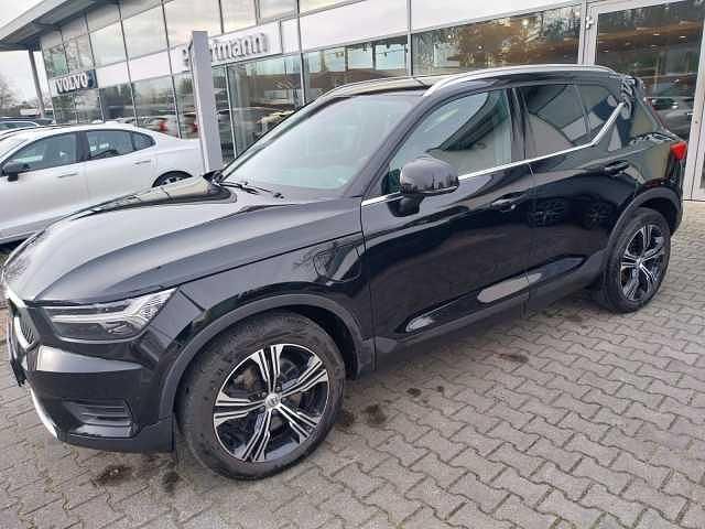 Gebraucht Volvo XC40 Inscription 155 PS (114 kW) 2022 Schwarz SUV