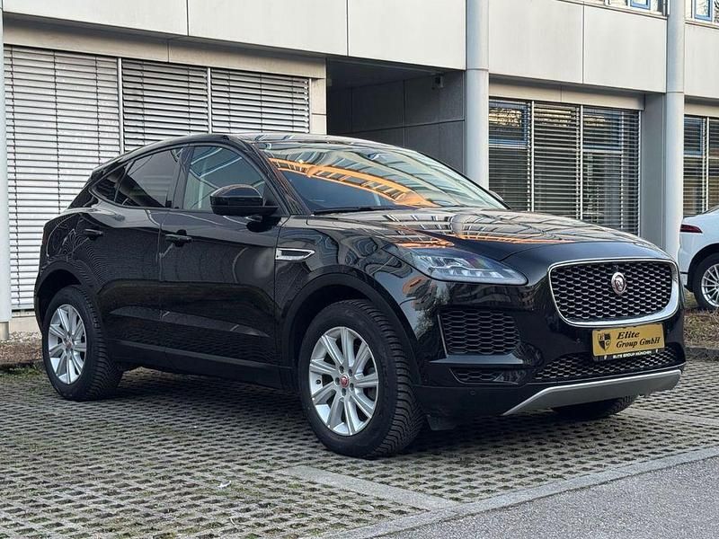 Gebraucht Jaguar E-Pace Basis 179 PS (131 kW) 2019 Schwarz SUV