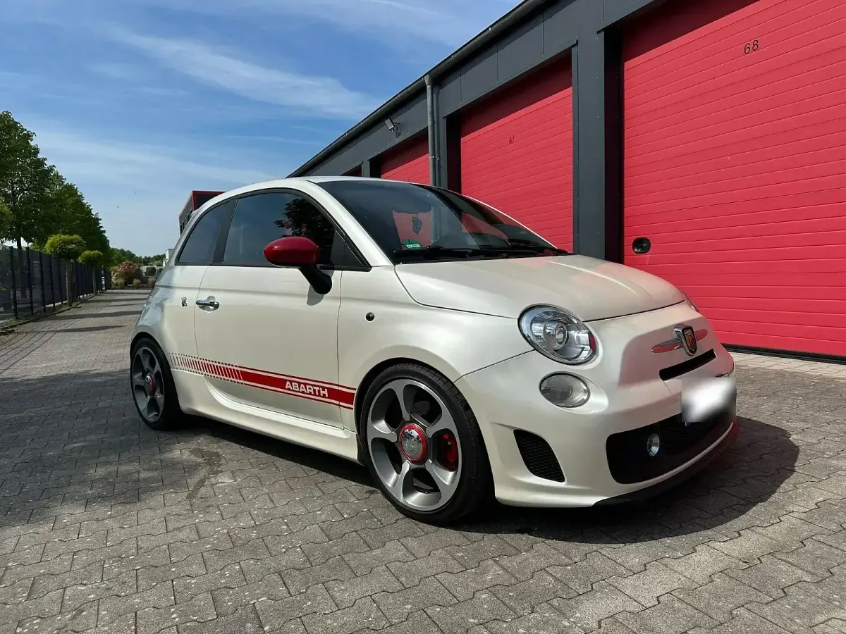 Gebraucht Abarth 500 135 PS (99 kW) 2008 Weiß Kleinwagen