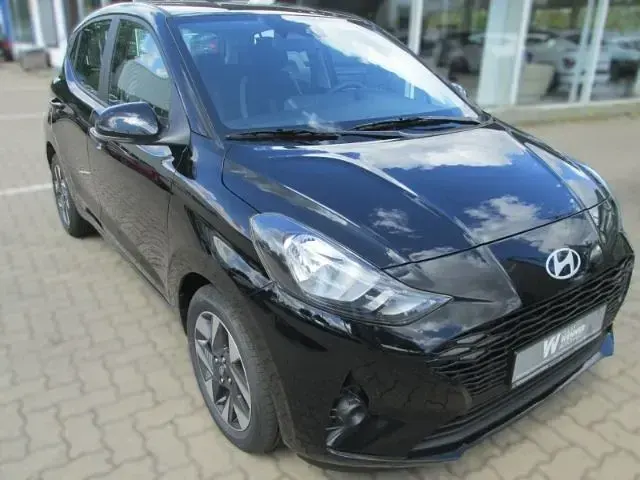 Neu Hyundai i10 Trend 63 PS (46 kW) 2025 Schwarz Kleinwagen