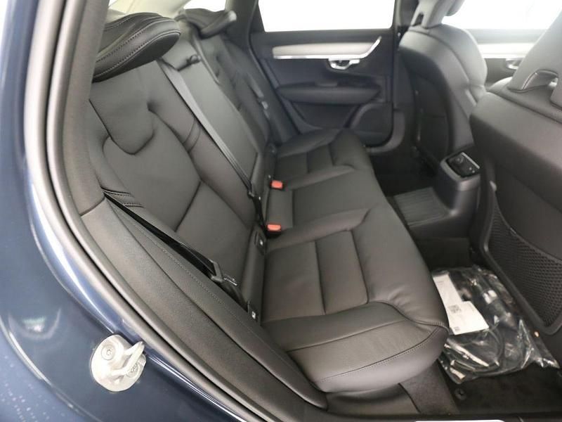 Gebraucht Volvo S90 Core 455 PS (334 kW) 2024 Denim blue / metallic Limousine