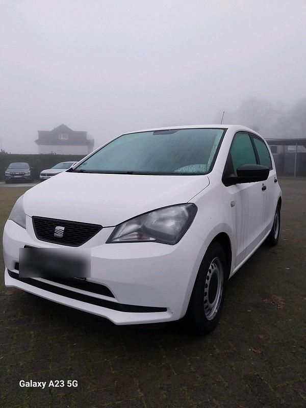 Weiß Gebraucht 2013 Seat Mii Kleinwagen | 4.200 € (Fairer Preis) - Bild 1/4