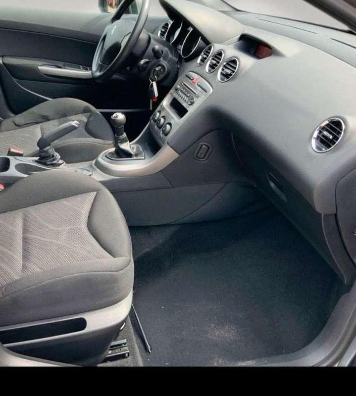 Schwarz Gebraucht 2008 Peugeot 308 Sport Limousine | 1.900 € (Guter Preis) - Bild 1/4