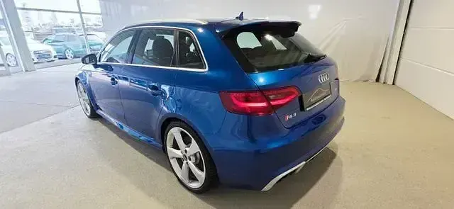 Gebraucht Audi RS3 Sportback Comfort 367 PS (269 kW) 2016 Andere Kleinwagen