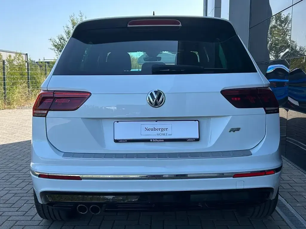 Gebraucht VW Tiguan Highline 190 PS (139 kW) 2017 Pure white SUV