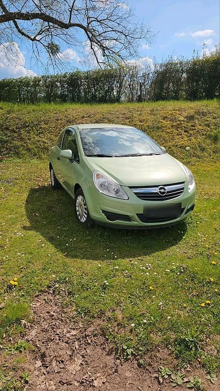 Second-hand Opel Corsa 60 CP (44 kW) 2009 Verde Hatchback