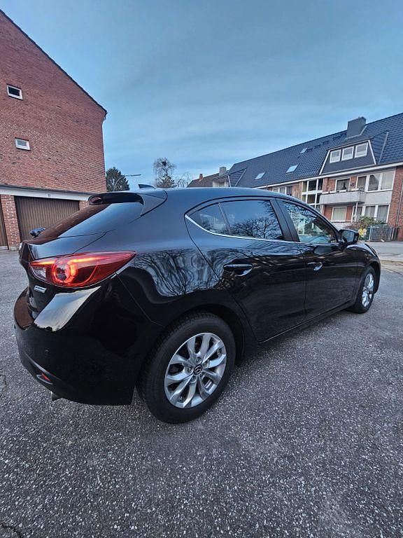 Gebraucht Mazda 3 Center-Line 150 PS (110 kW) 2015 Schwarz Limousine