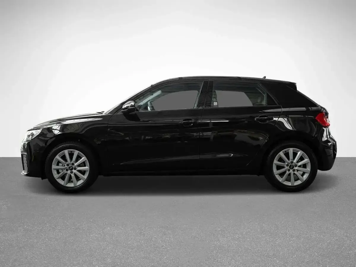 Nowe Audi A1 116 KM (85 kW) 2025 Czarny SUV